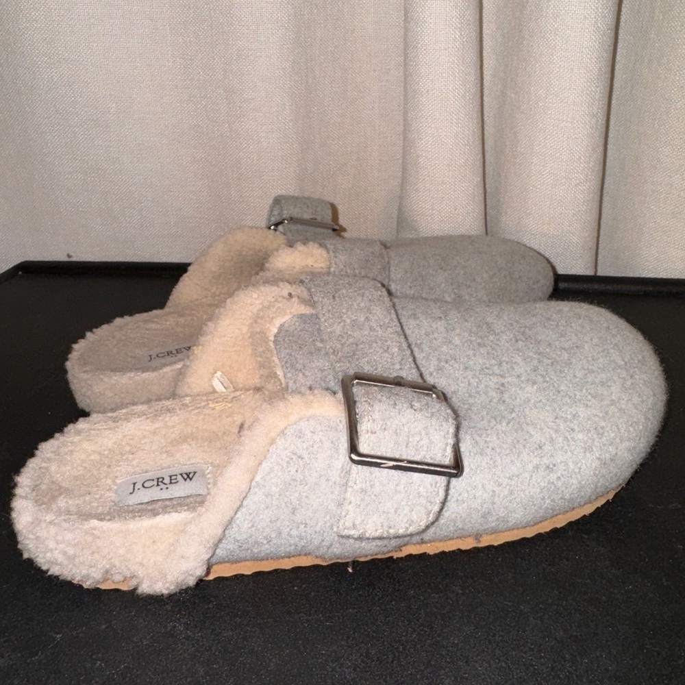 Jcrew slides 6.5 - Picture 7 of 8